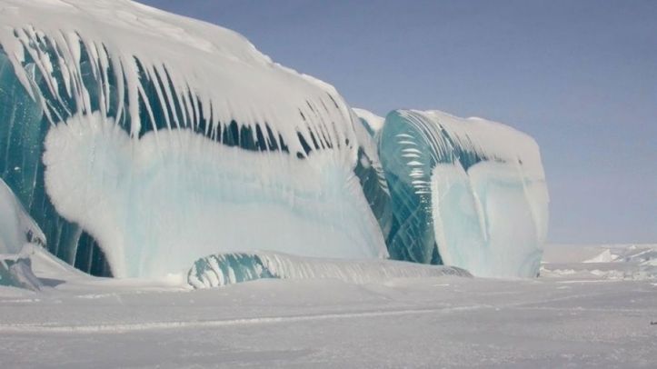 Frozen Waves Antartic 8