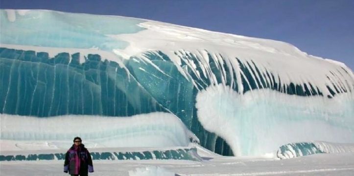 Frozen Waves Antartic 9