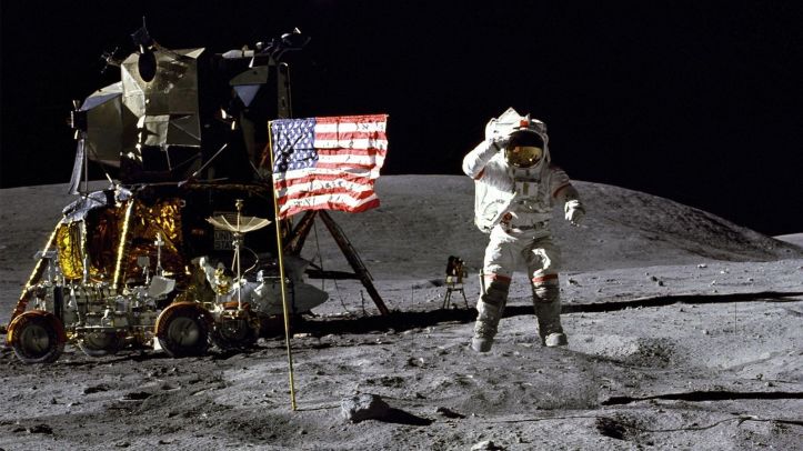Apollo 11 - LEM - Moon