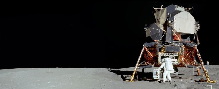 Apollo 11 - Lune - Moon - Neil Armstrong - 3