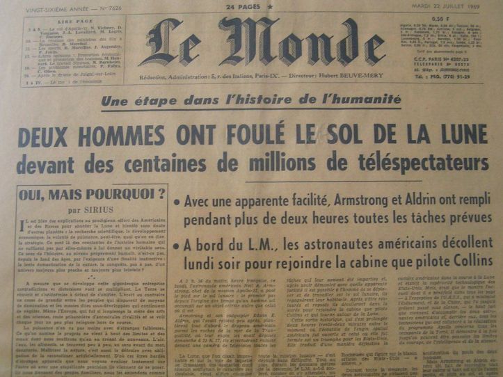Journal Le Monde - Etape dans l'histoire de l'humanité ou mise en scène du siècle