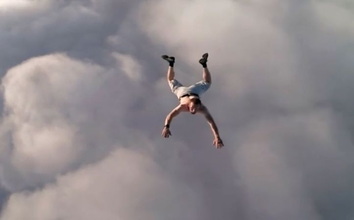Skydiving Without Parachute - 8