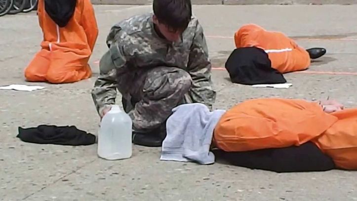 Guantanamo - Torture