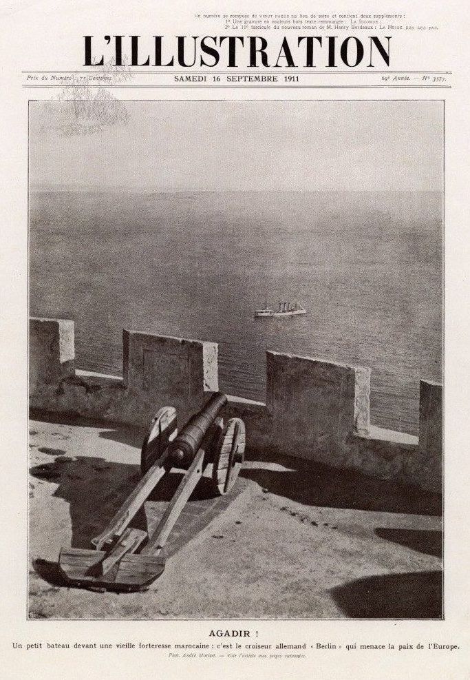 Le croiseur Berlin devant la casbah d'Agadir, 1911