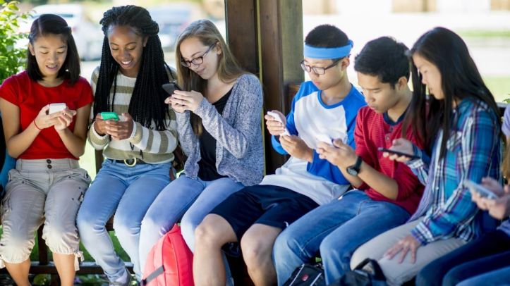 Adolescents – Smartphone