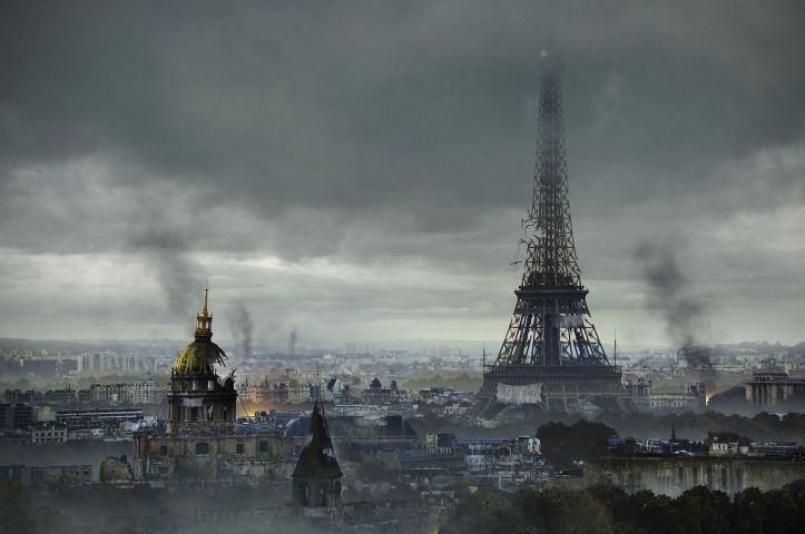Post-Apocalyptic-Eiffel-Tower-France
