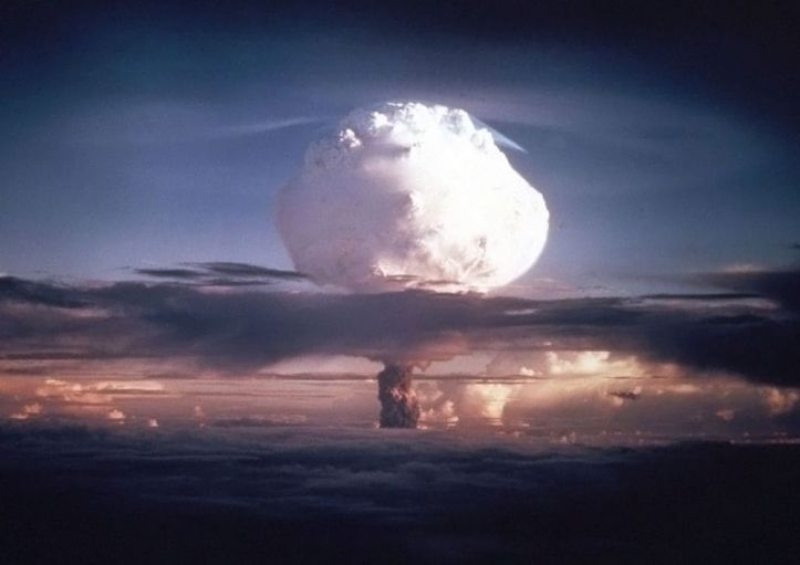 Bombe nucléaire - 2
