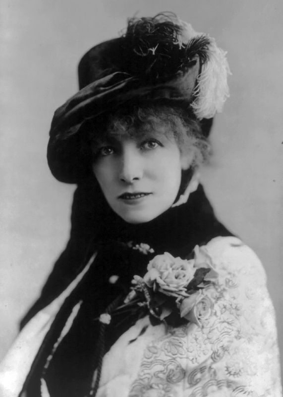 Sarah Bernhardt - 1
